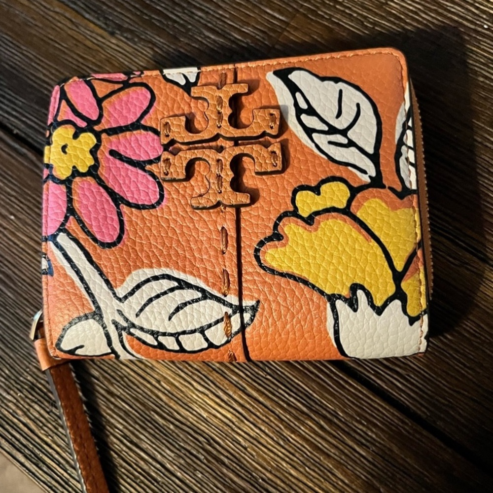 Tory Burch McGraw printed bi-fold wallet